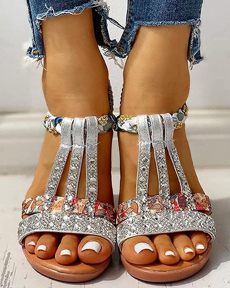 Stilla | Strand sandal med Boho kilehæle