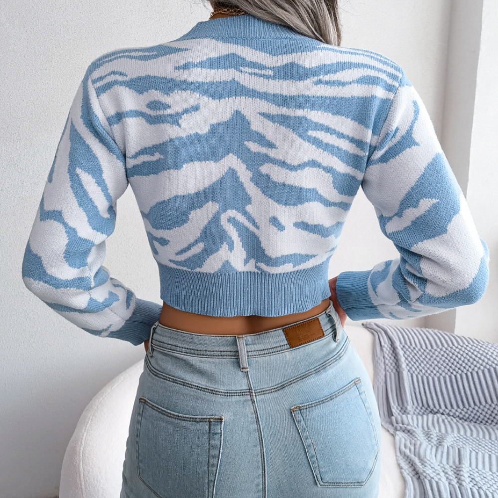 Stilla | Trendy Beskåret Strikket Sweater til Kvinder Online salg
