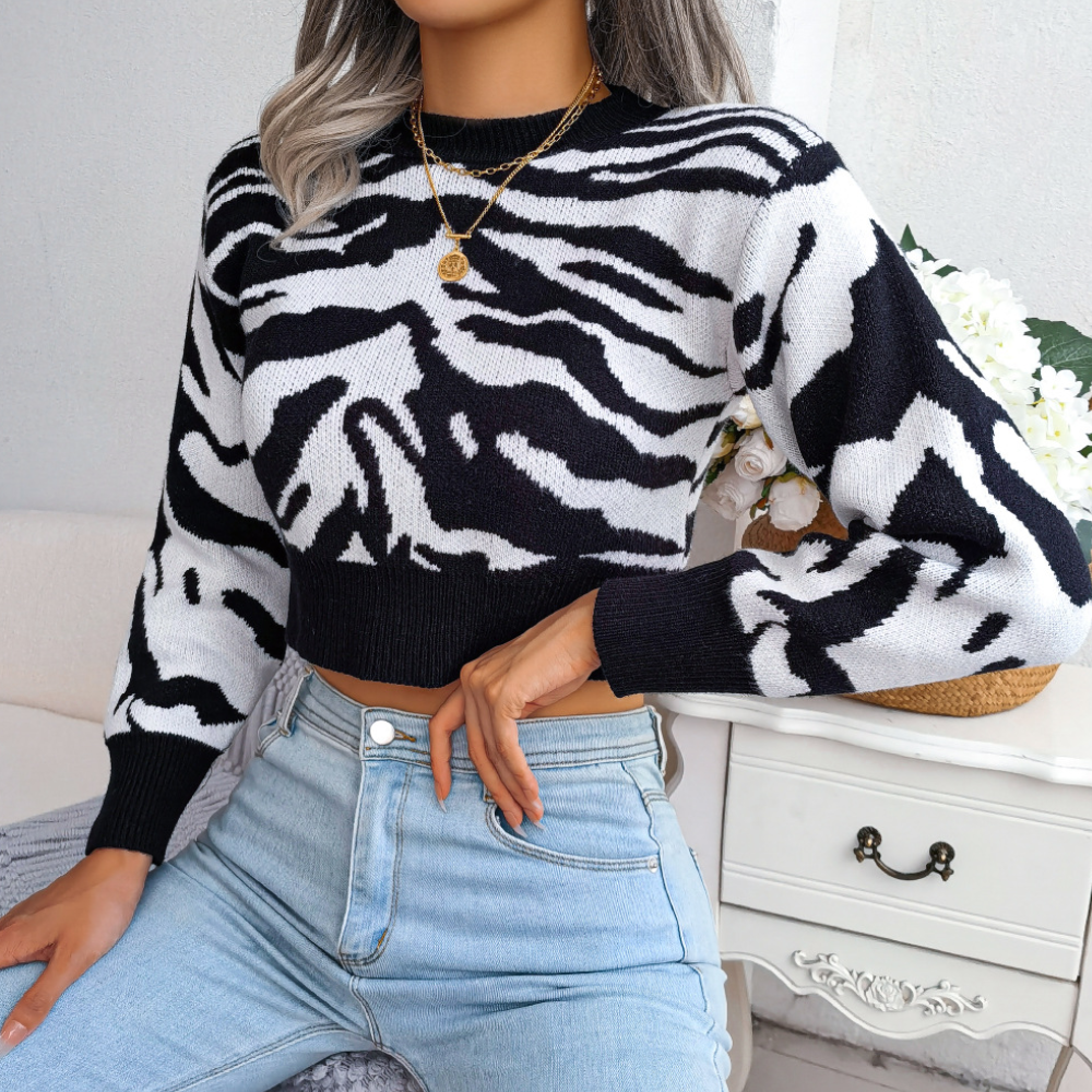 Stilla | Trendy Beskåret Strikket Sweater til Kvinder Online salg