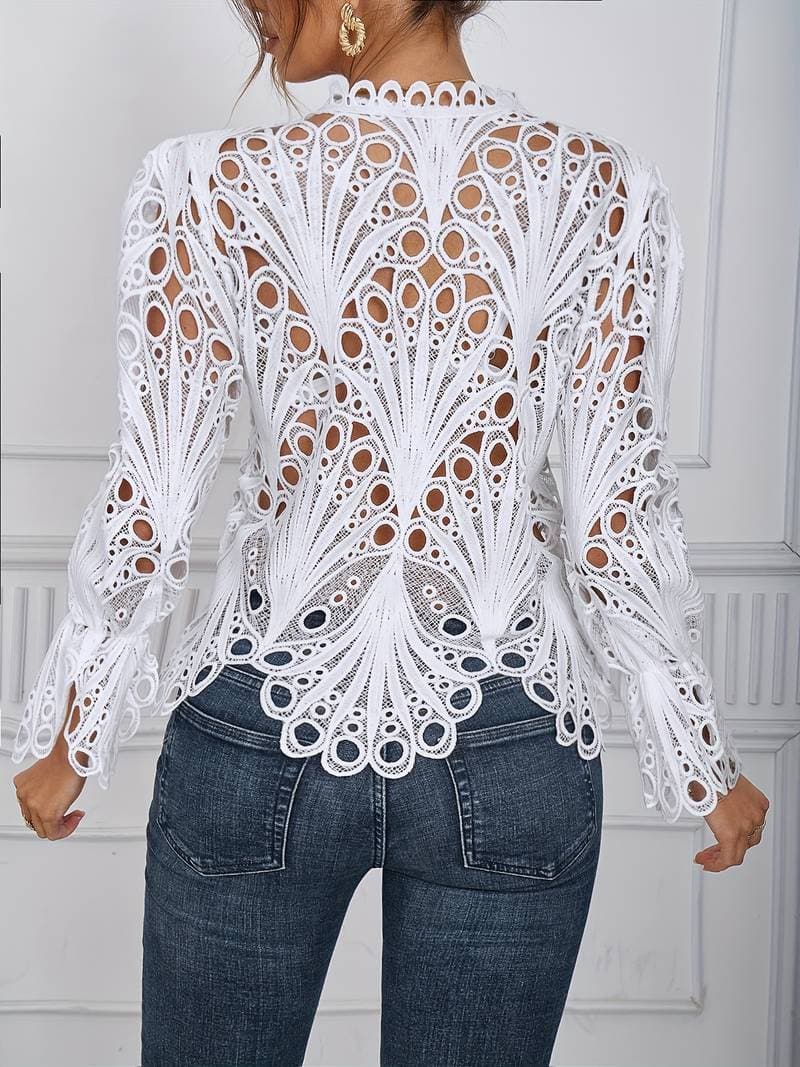 Stilla | Blondebluse Langærmet V-hals Knaplukning Elegante Transparent Design