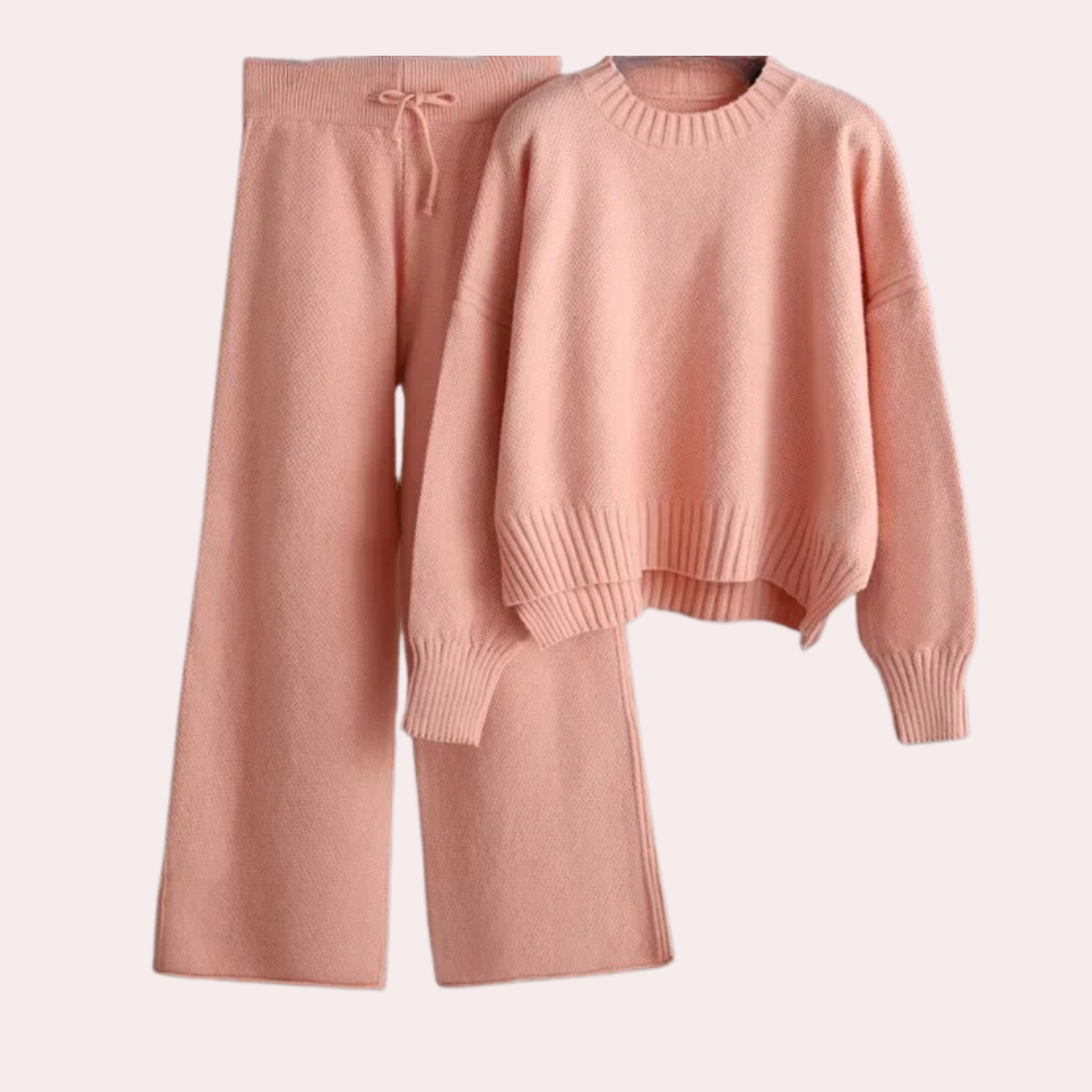 Stilla | Stilfuld Strikensemble Til Kvinder: Blødt Sweatshirt Og Stylisk Bukser