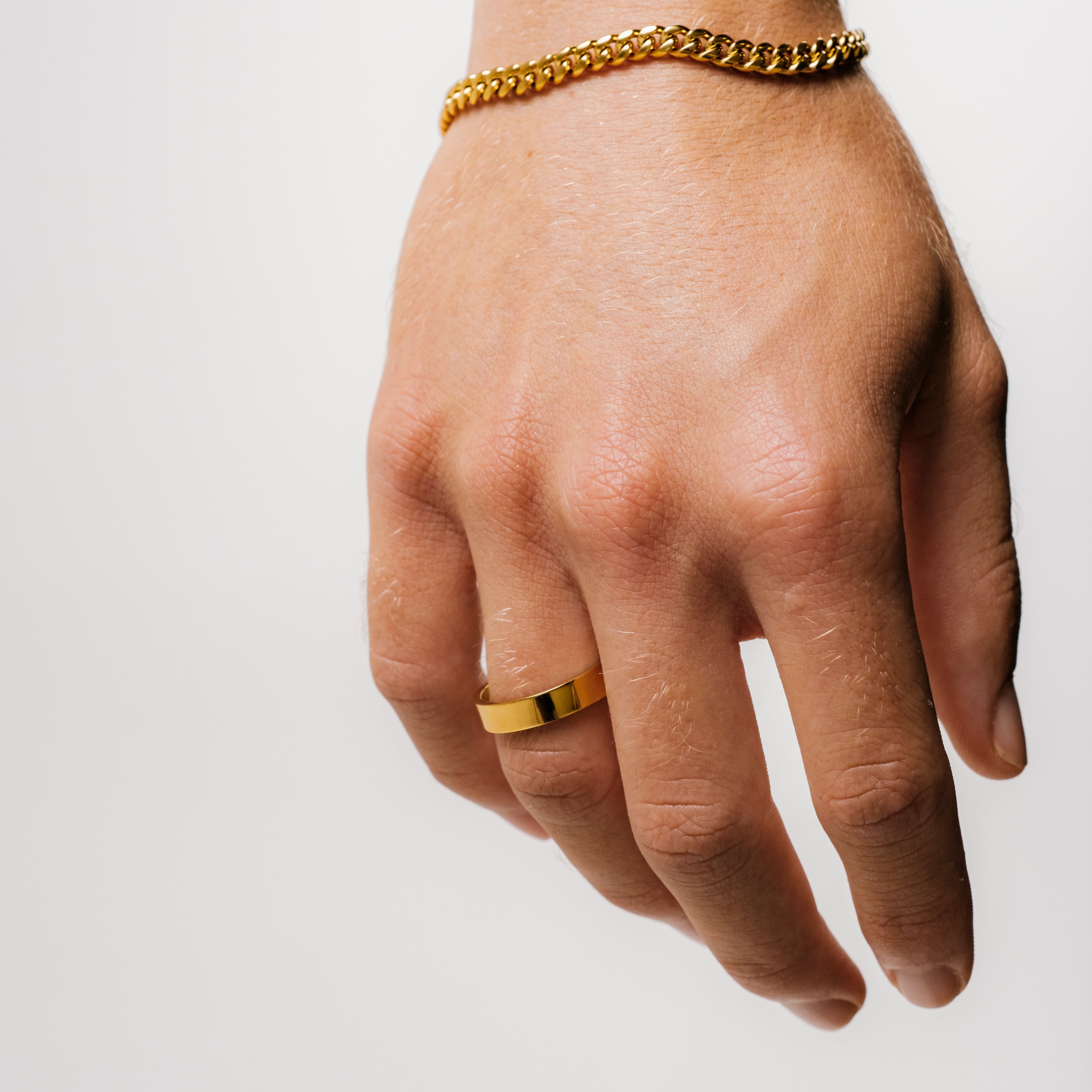 Stilla | Unisize Ring (guld)