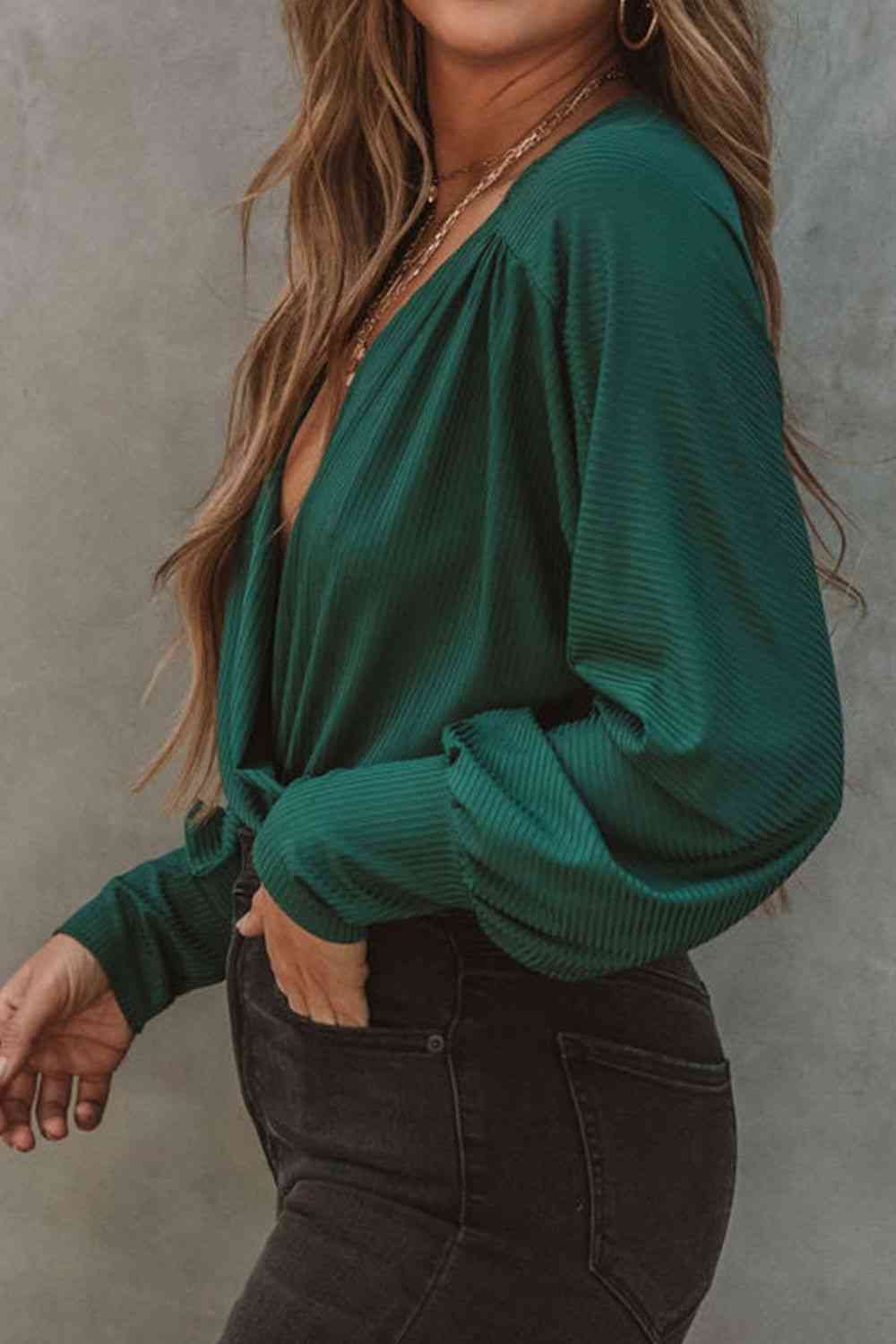 Stilla | Surplice Hals Lantern Ærme Bodysuit