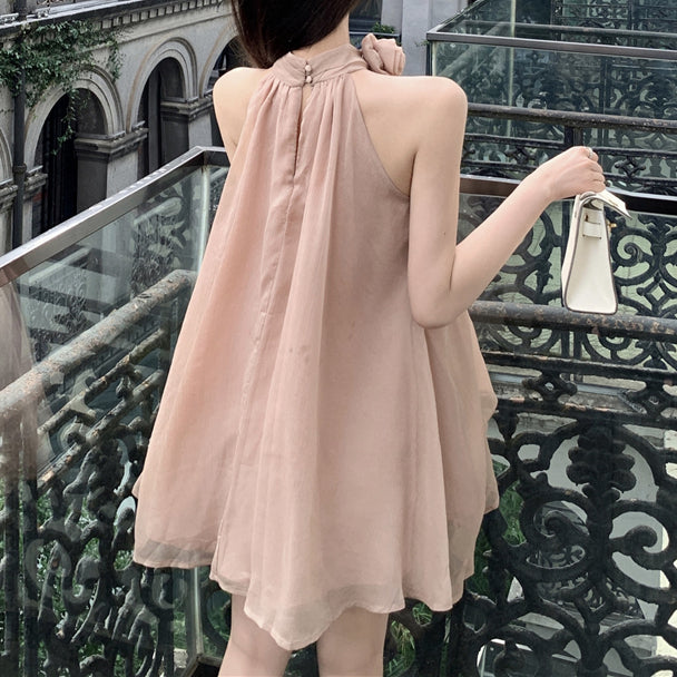 Stilla | Halterneck Off Shoulder Kjole Med Roser Bånd