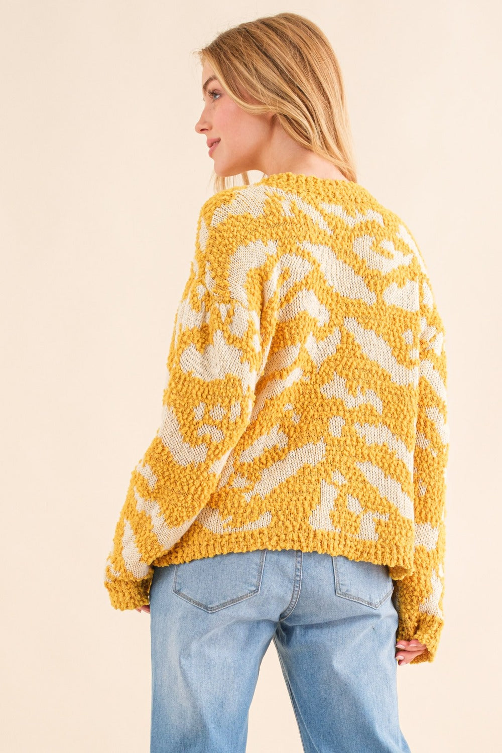 Stilla | The Why Fuld størrelse tekstureret mønster kontrast sweater