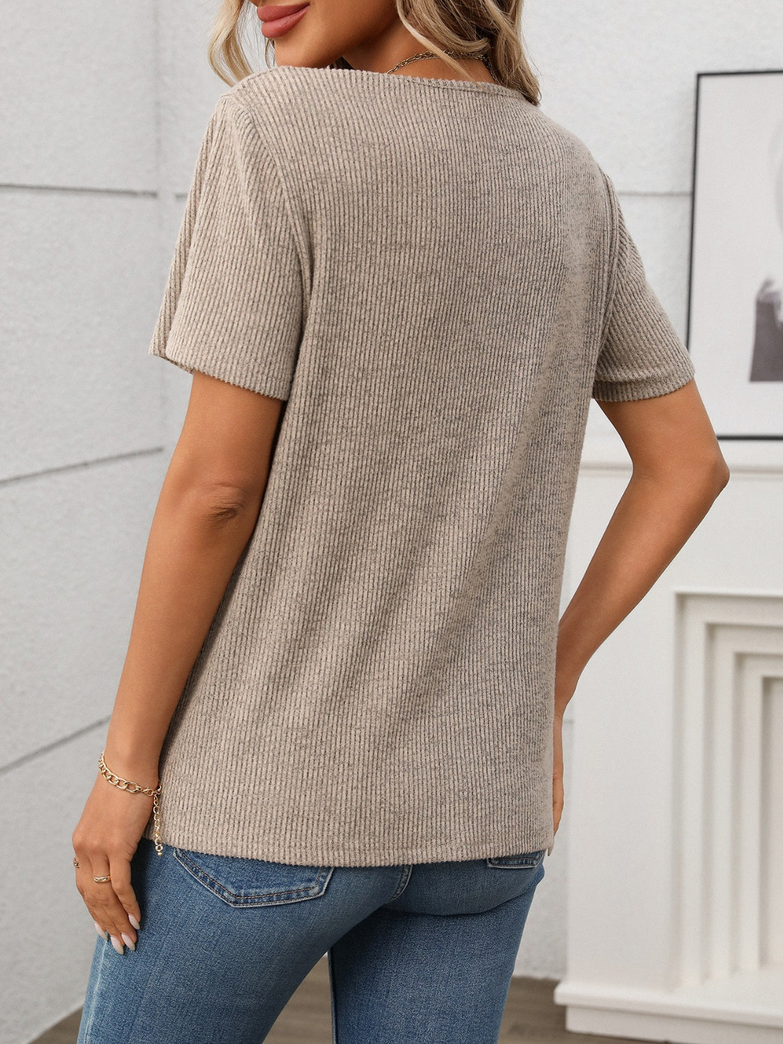 Stilla | Ribbede V-hals Kortærmet T-shirt