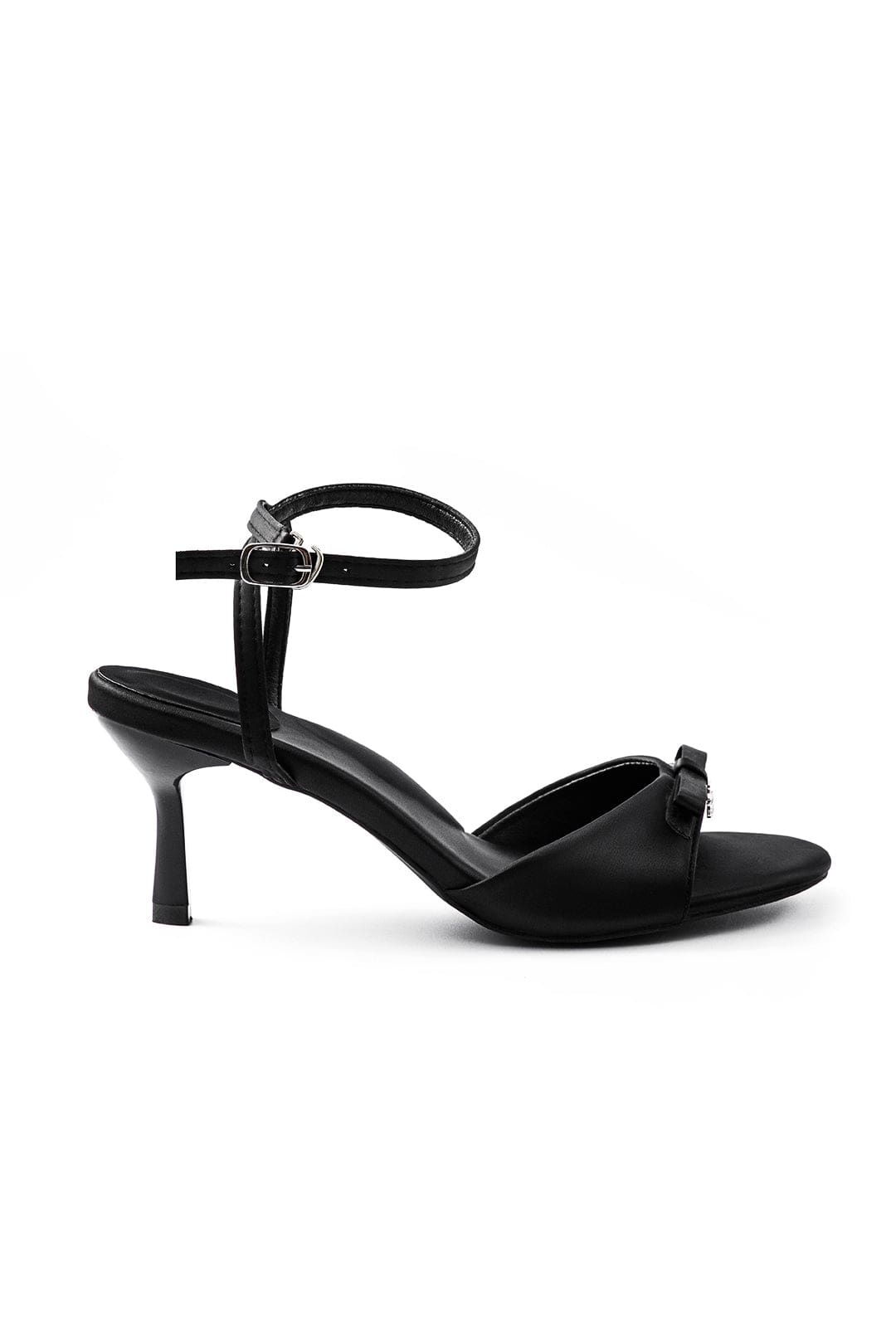 Stilla | Elegante Sorte Sandaletter Med Feminint Udtryk