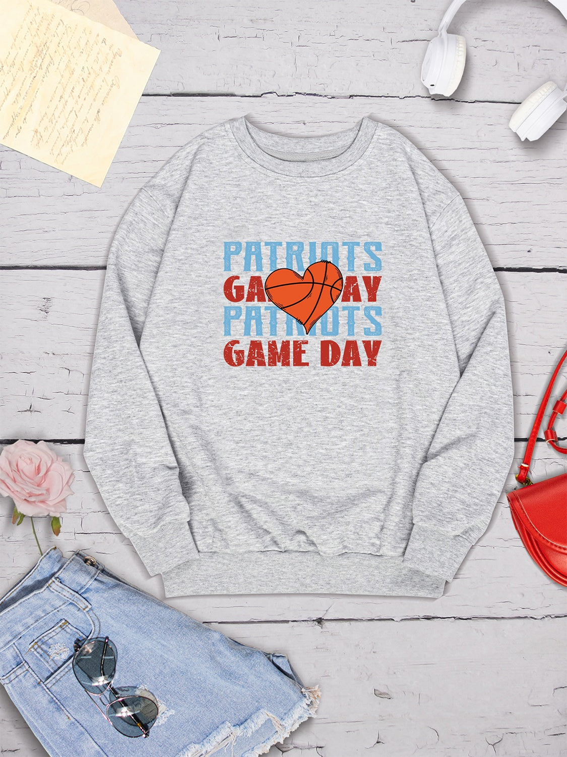 Stilla | Game Day Rund Hals Faldet Skulder Sweatshirt