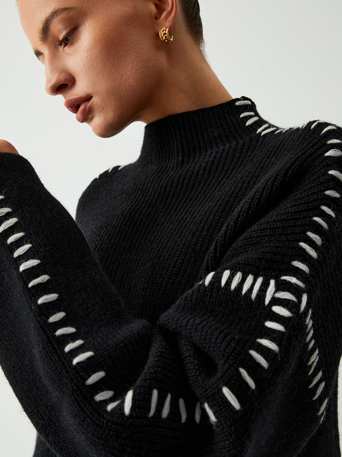 Stilla | Rullekravesweater Med Quiltede Detaljer