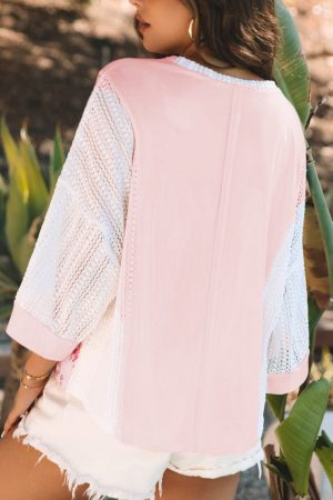 Stilla | Gennembrudt floral V-hals bluse med tre fjerdedele ærmer