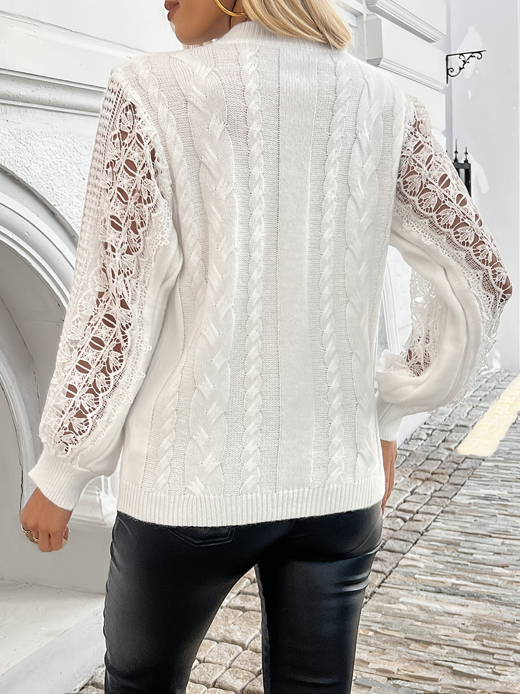 Stilla | Luksuriøs sweater lavet af struktureret spids-strik