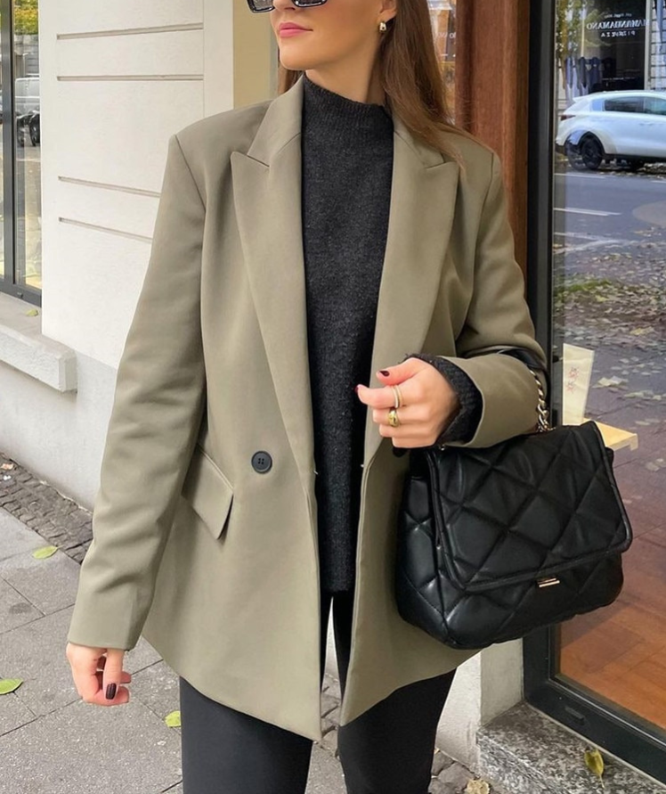Stilla | Feminint Blazer-Look Rabat