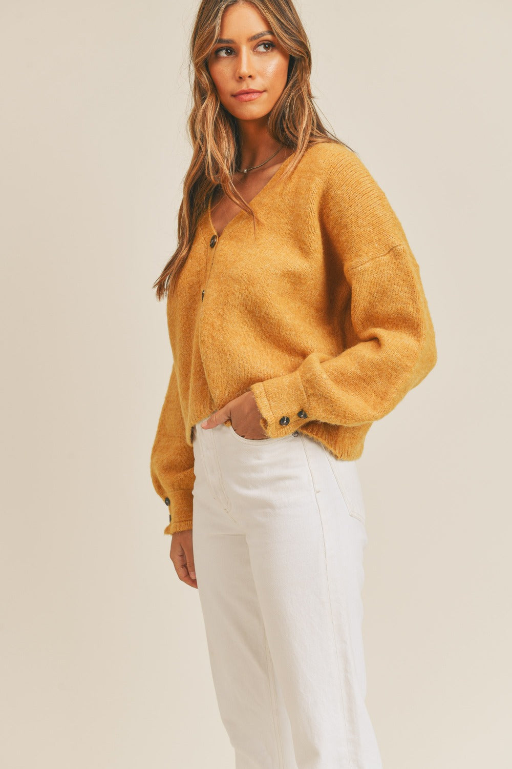Stilla | Strikjakke med knapper og lang pasform Mable Edition
