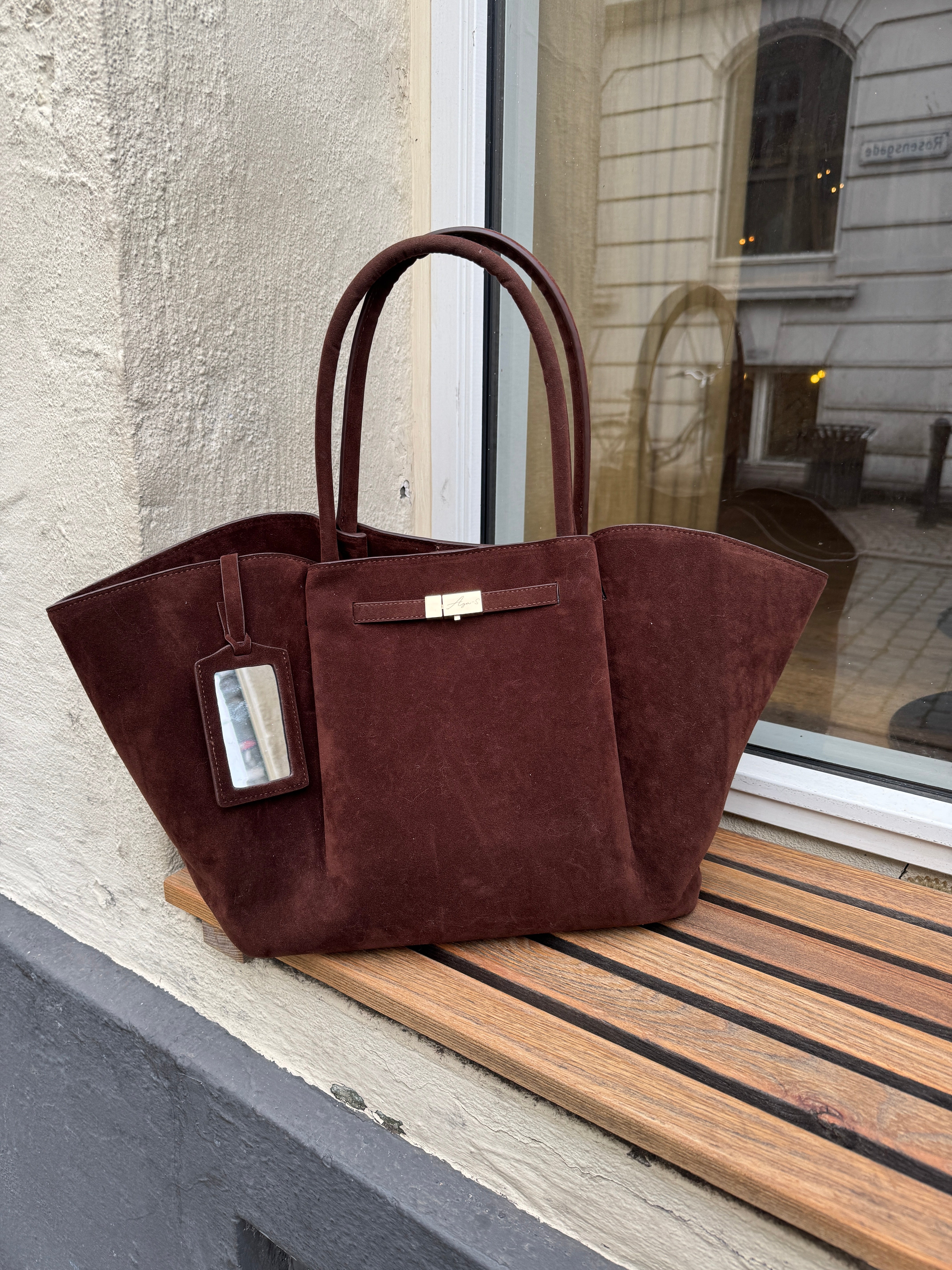 Stilla | Brun Taske i Enkel Design