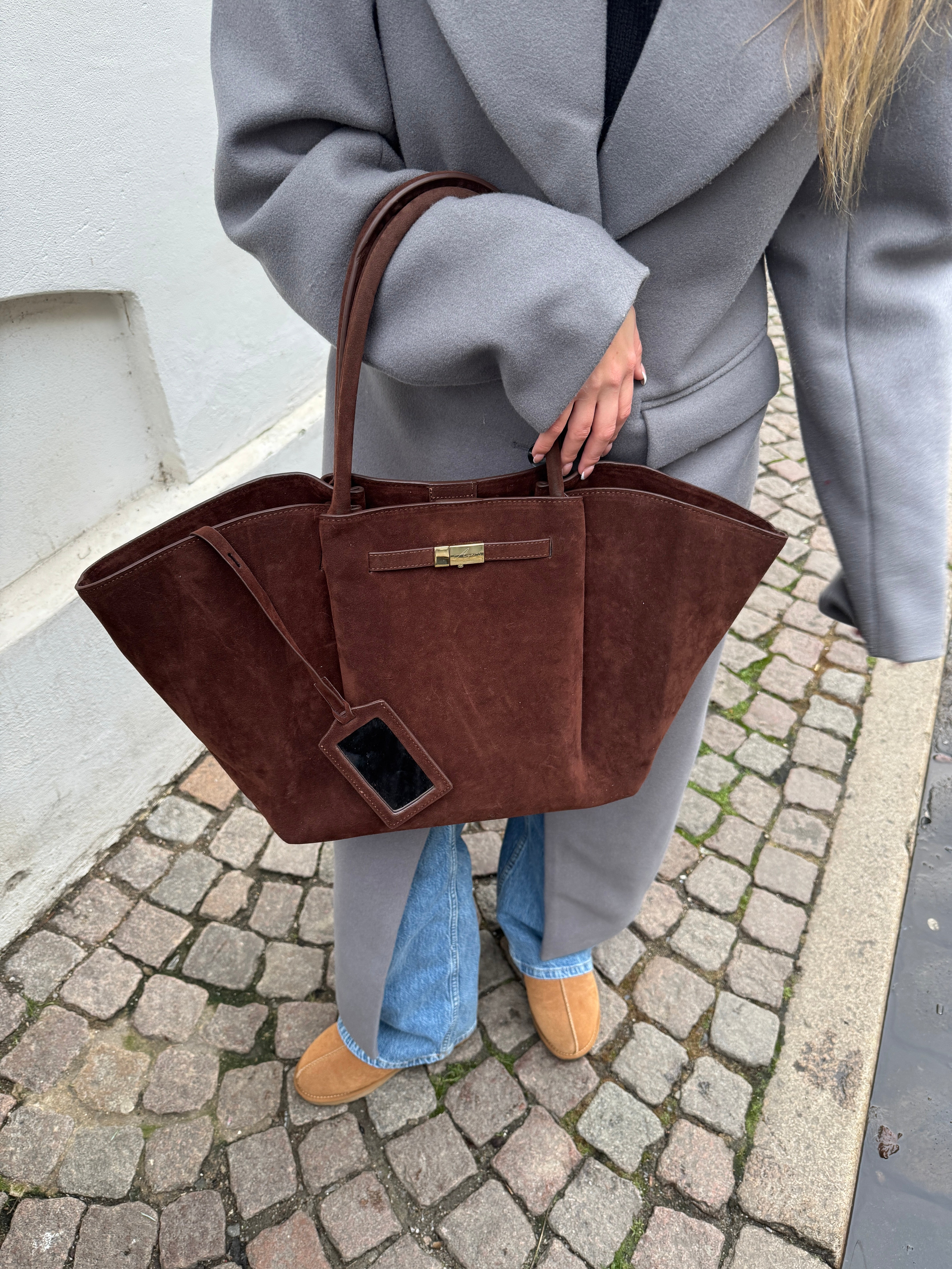 Stilla | Brun Taske i Enkel Design