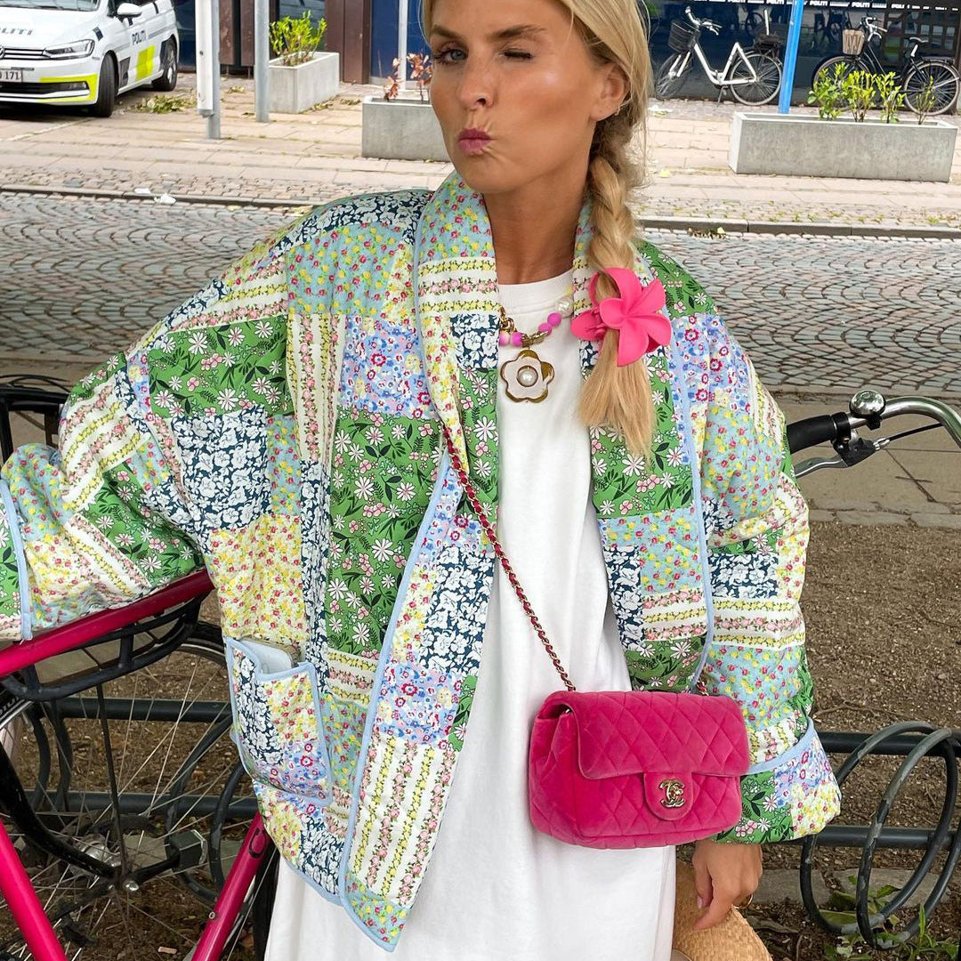 Stilla | Dame Dunjakke i Grøn Med Blomsterede Vintage Mønster