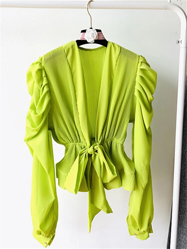 Stilla | Elegante V-hals Bluse Med Puffede Ærmer