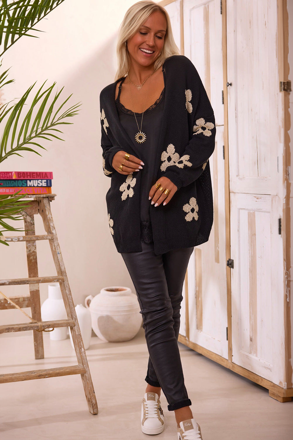 Stilla | Cardigan med tidløs elegance og alsidighed