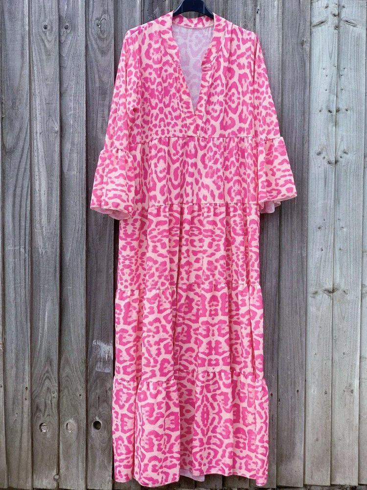Stilla | Le Pink Chic Leopard Print Kjole