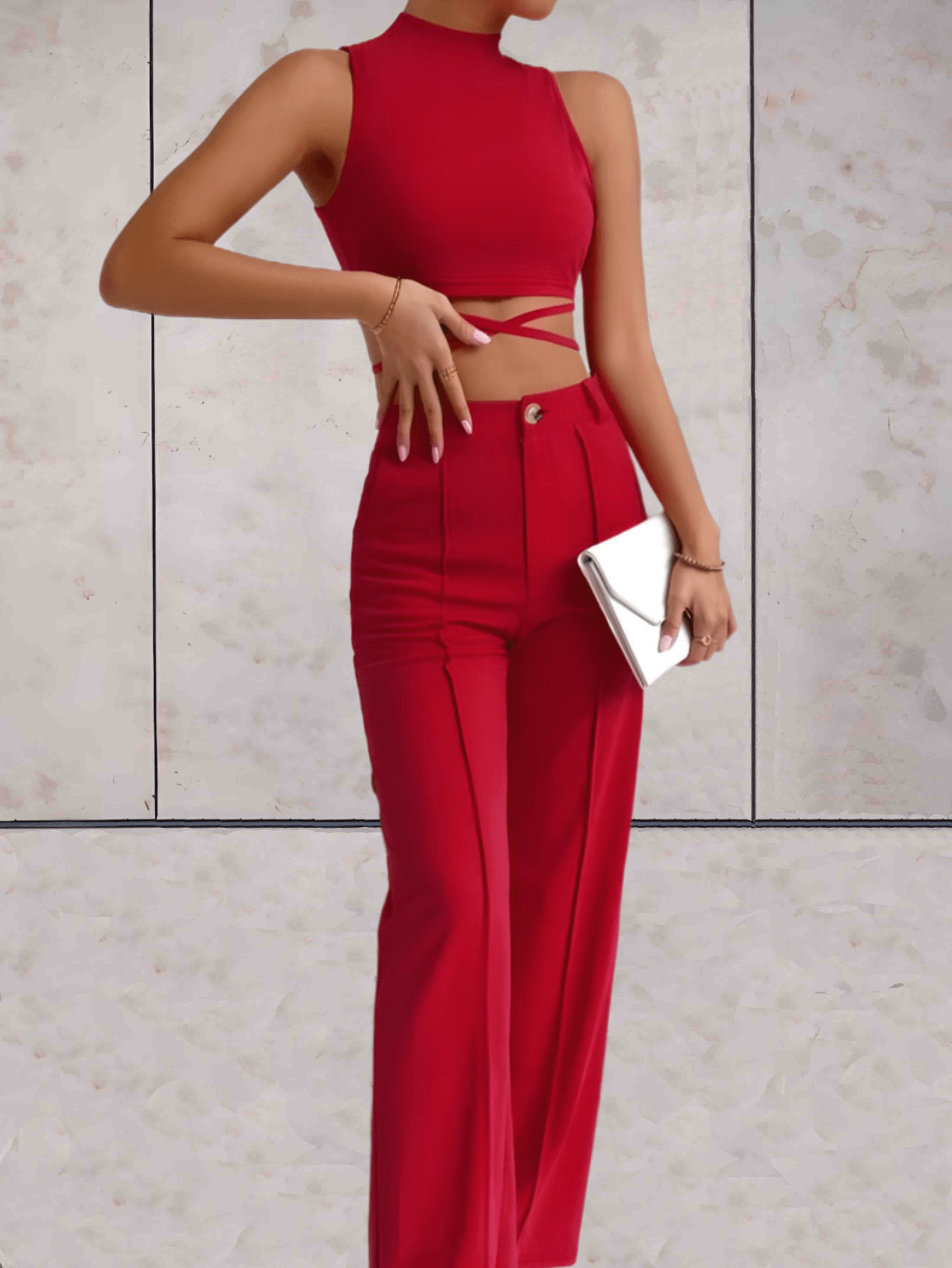 Stilla | Sæt Crop Til Toppen Med Krydsdetaljer & Højtaljede Vide Bukser Elegante Look
