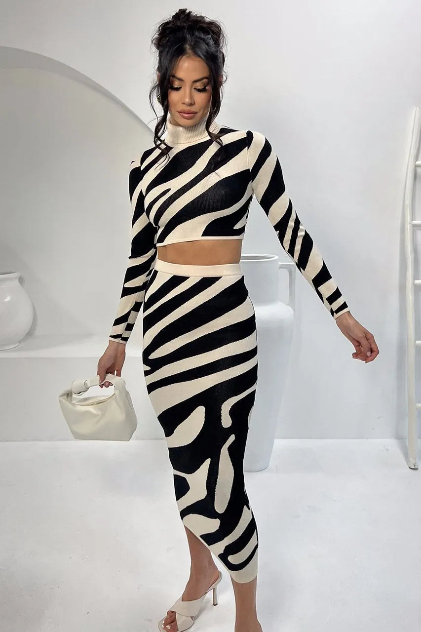 Stilla | Langærmet Crop Stop Med Maxi Nederdel Zebraprint