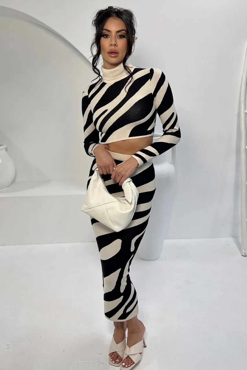 Stilla | Langærmet Crop Stop Med Maxi Nederdel Zebraprint