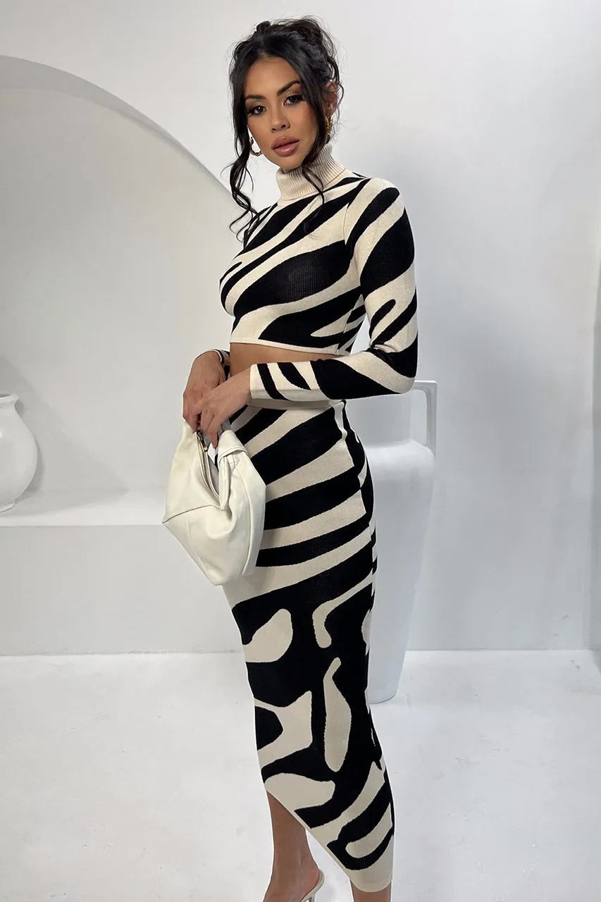 Stilla | Langærmet Crop Stop Med Maxi Nederdel Zebraprint