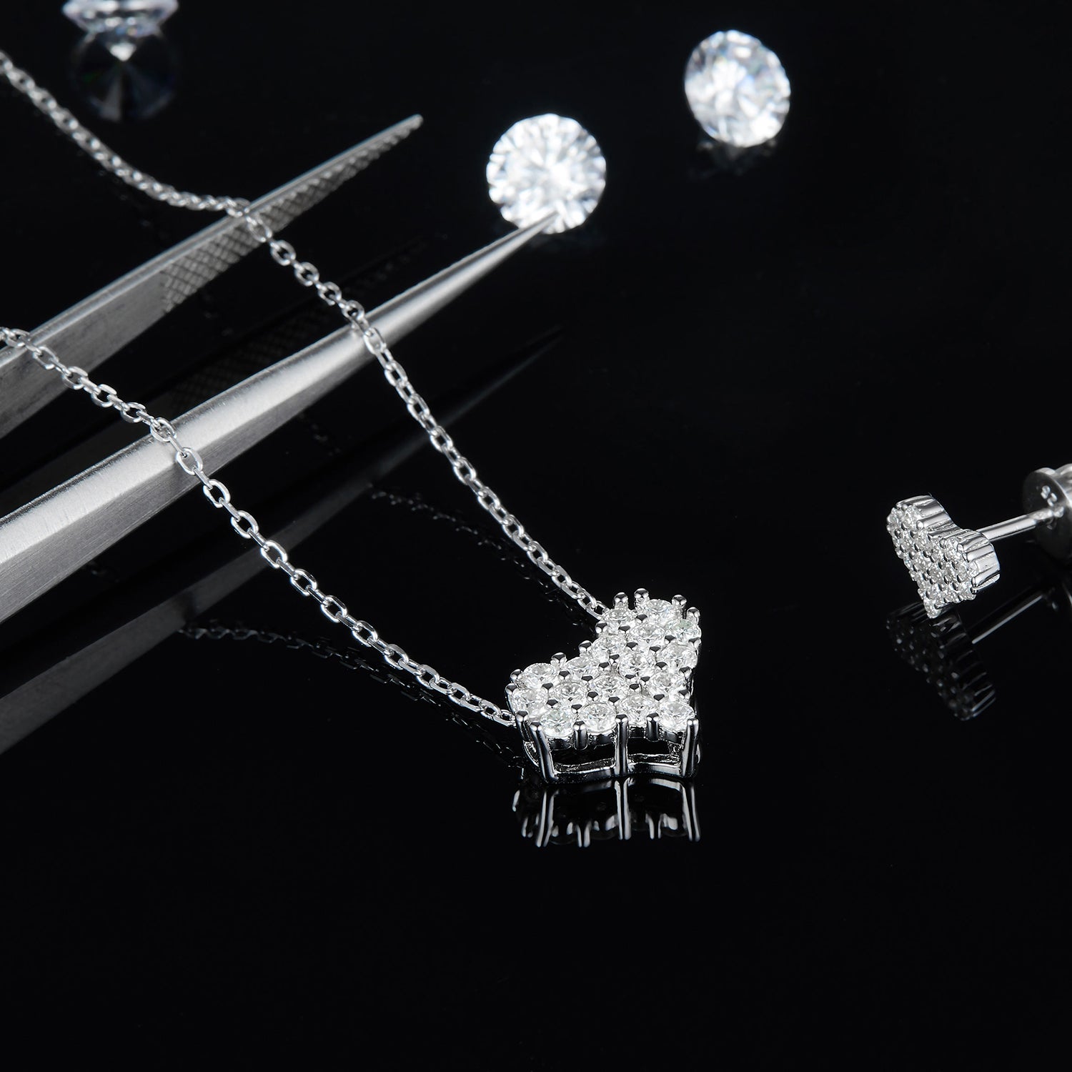 Stilla | Moissanite 925 Sterling Silver Hjerte Halskæde