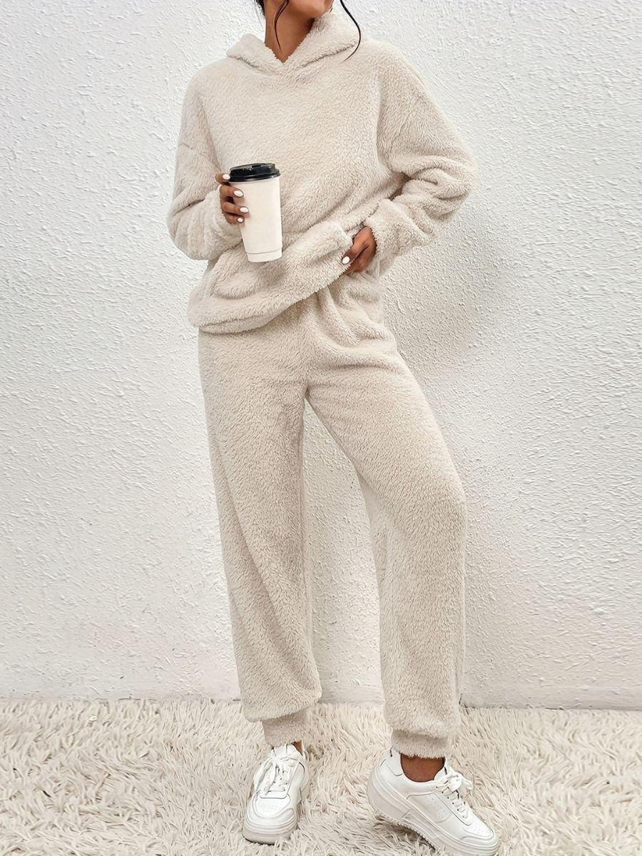 Stilla | Hoodie-t-shirts af plys og lange, varme bukser