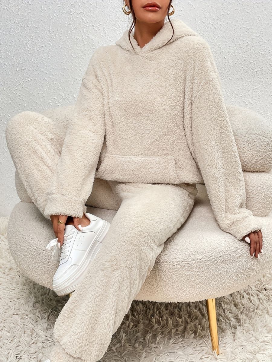 Stilla | Hoodie-t-shirts af plys og lange, varme bukser