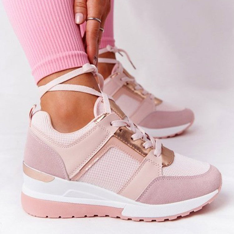 Stilla | Ups Platform Wedge