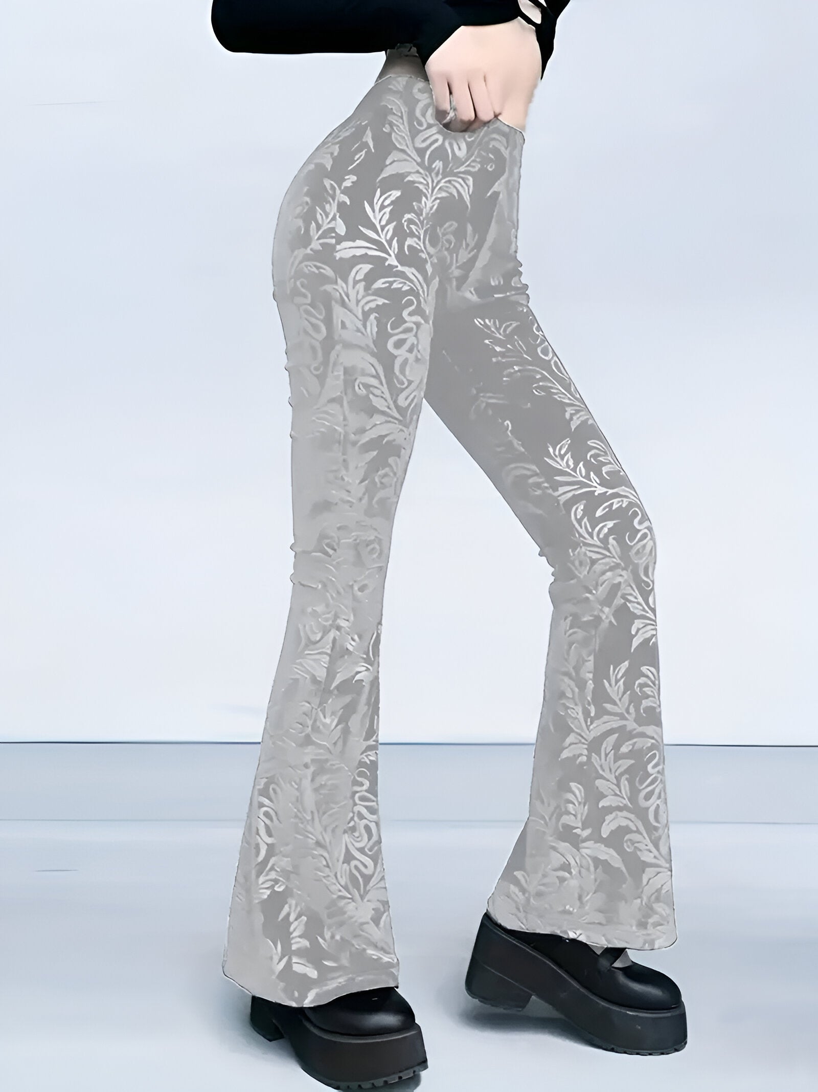 Stilla | Elegant Gothic Floral Flared Pants på udsalg