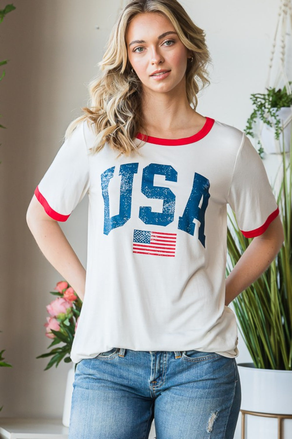 Stilla | Full Size Usa Kontrastkant Kortærmet T-shirt