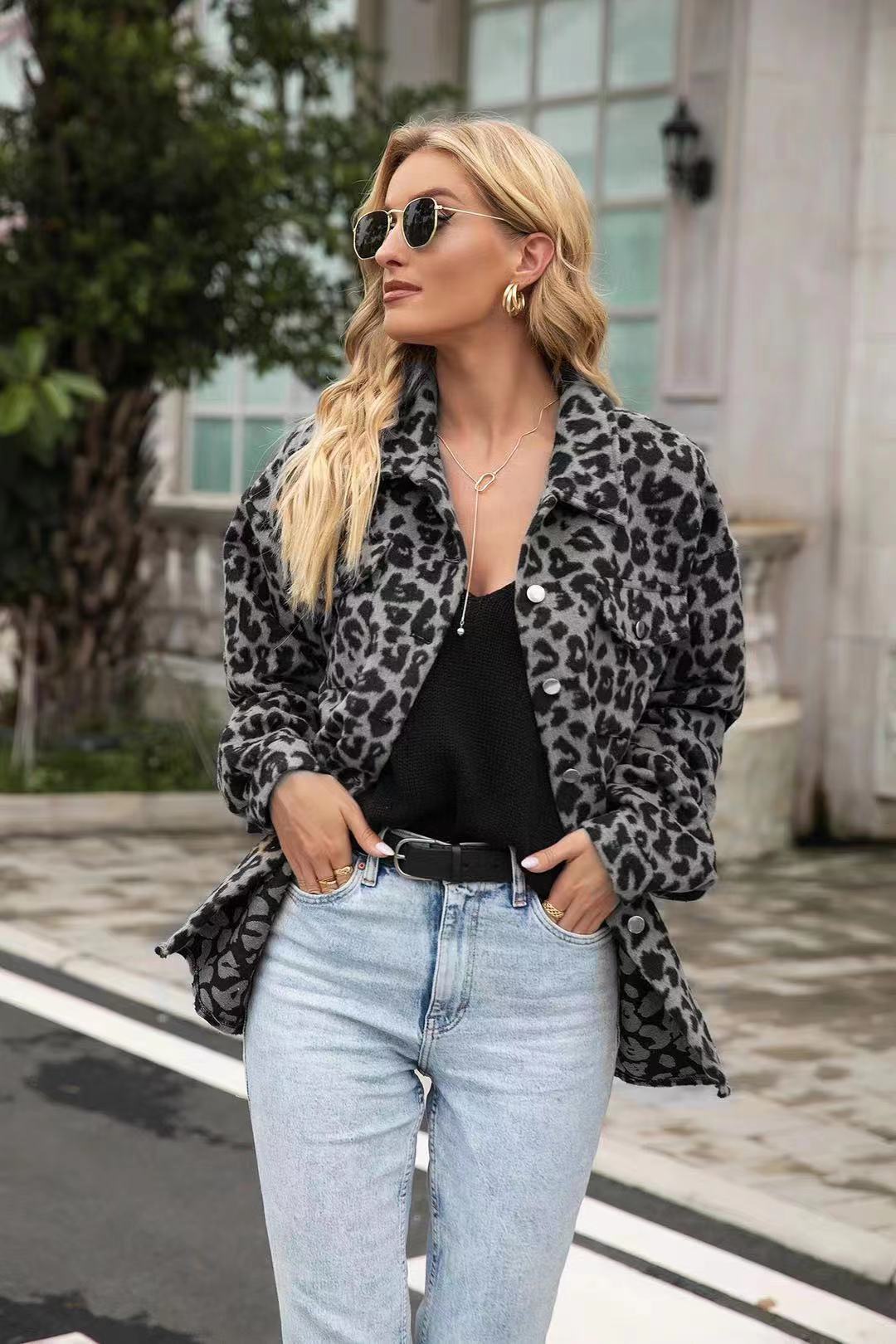 Stilla | Leopard Knap Ned Jakke Frakke