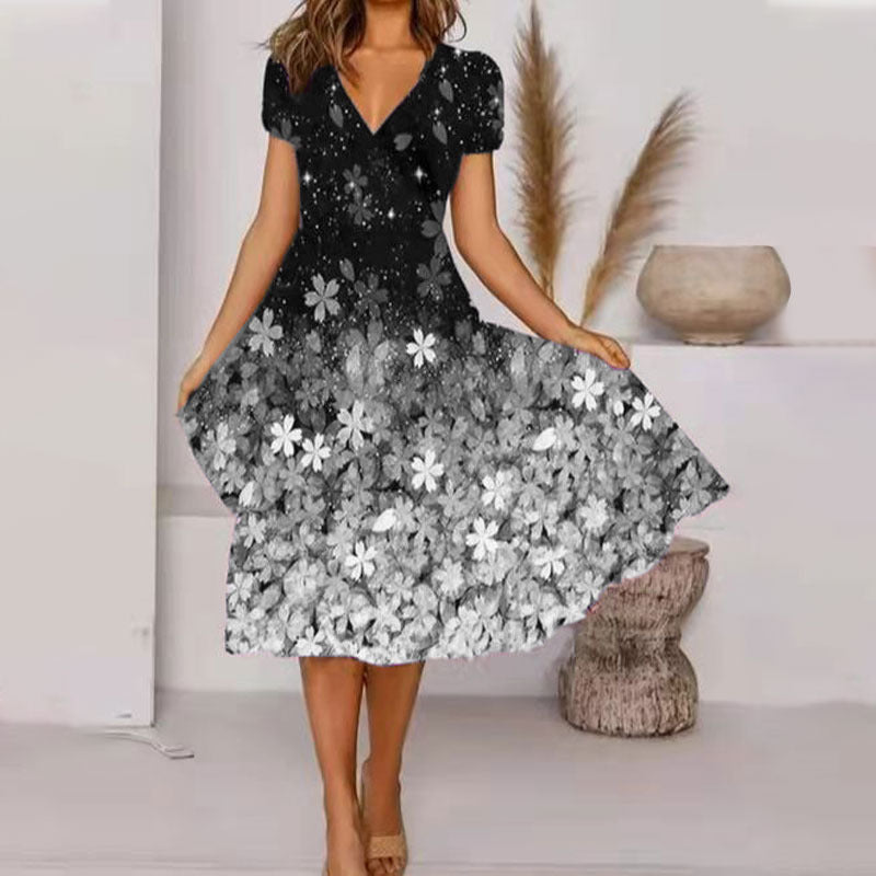 Stilla | Elegant V-hals Kortærmet Blomsterprint Flared Midi Kjole