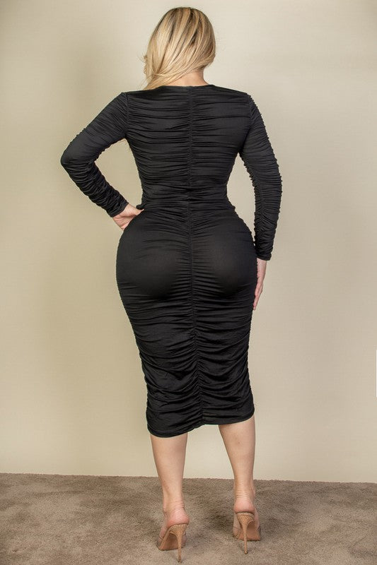 Stilla | Plus Size Rynket Langærmet Midi Kjole Mode