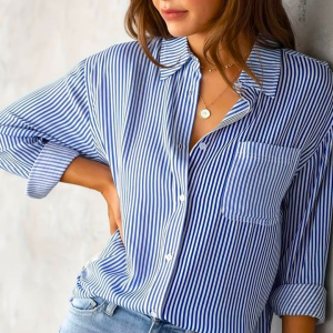 Stilla | Afslappet Stribet Damebluse