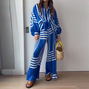 Stilla | Blåt Stribet Sæt med Vidde Bukser og Oversized Skjorte Polyester Frisk og Moderne
