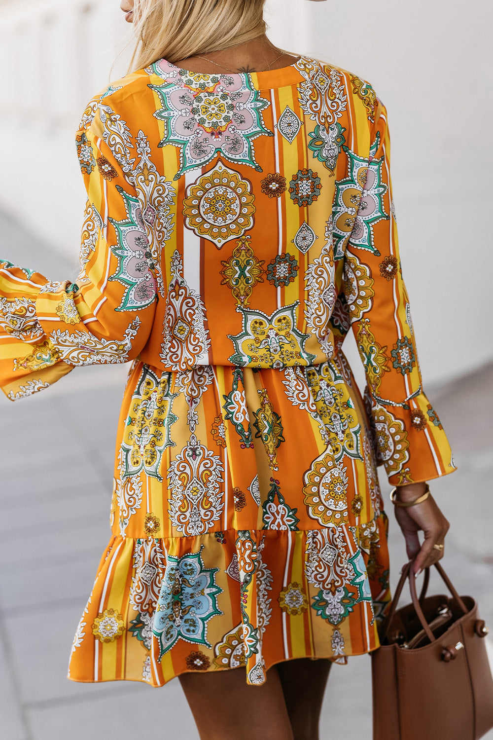 Stilla | Notched Neck Flounce Sleeve Dress