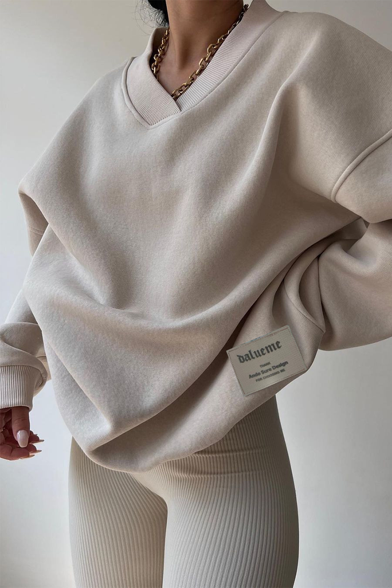 Stilla | Behagelig Hoodie Med V-Hals I Patchwork Stil Til Hverdagen