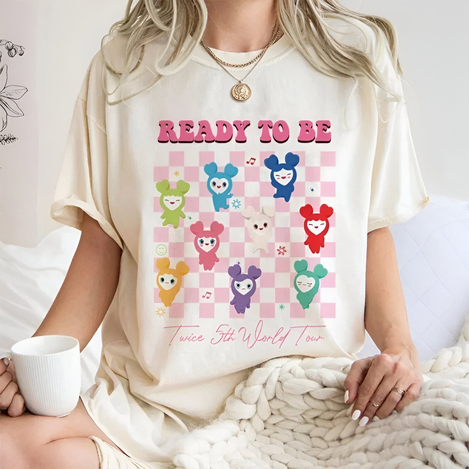 Stilla | Kpop Inspireret Grafisk T-shirt