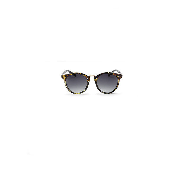 Stilla | Solbrille Med Elegant Design