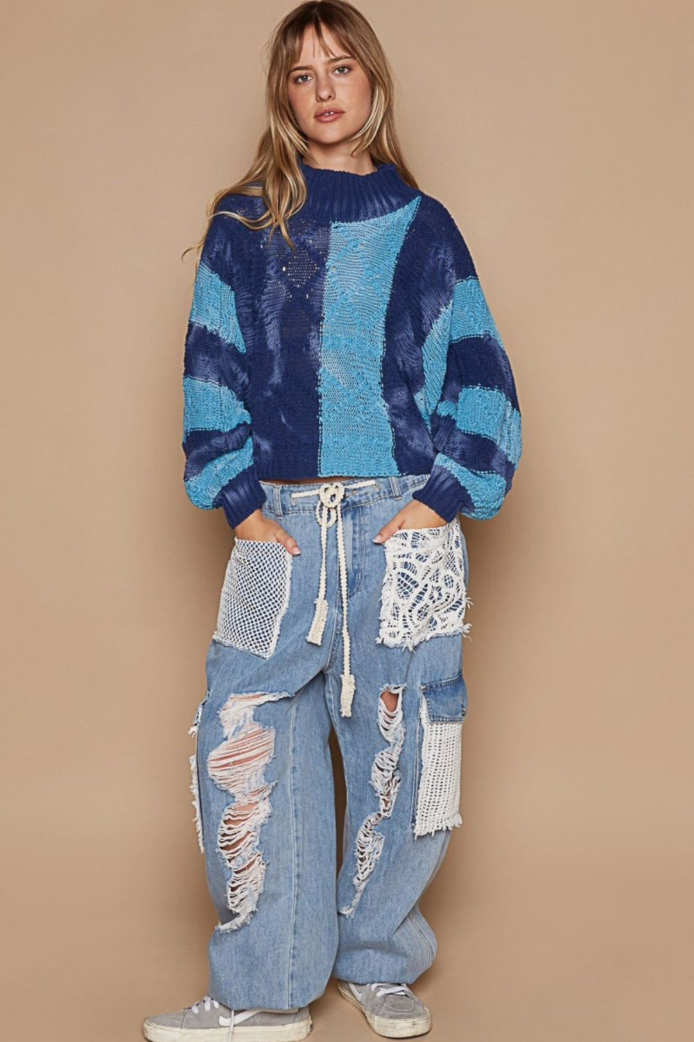 Stilla | Pullover Pol med ståkrave og farveblokdesign Online salg