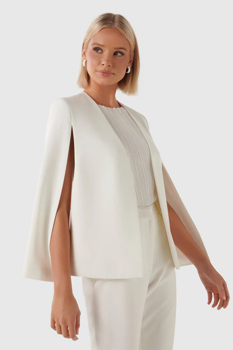 Stilla | Elegant Cape Kappe Til Damer