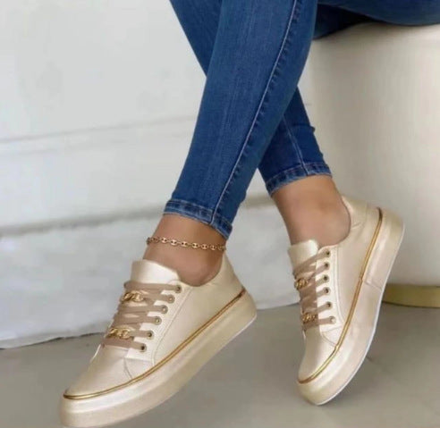 Stilla | Modische Dame loafers med kæder og tyk sål